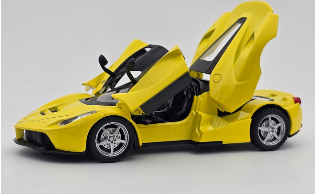 Ferrari LaFerrari 1:24  diecast scale model car collectible | Assorted Colors